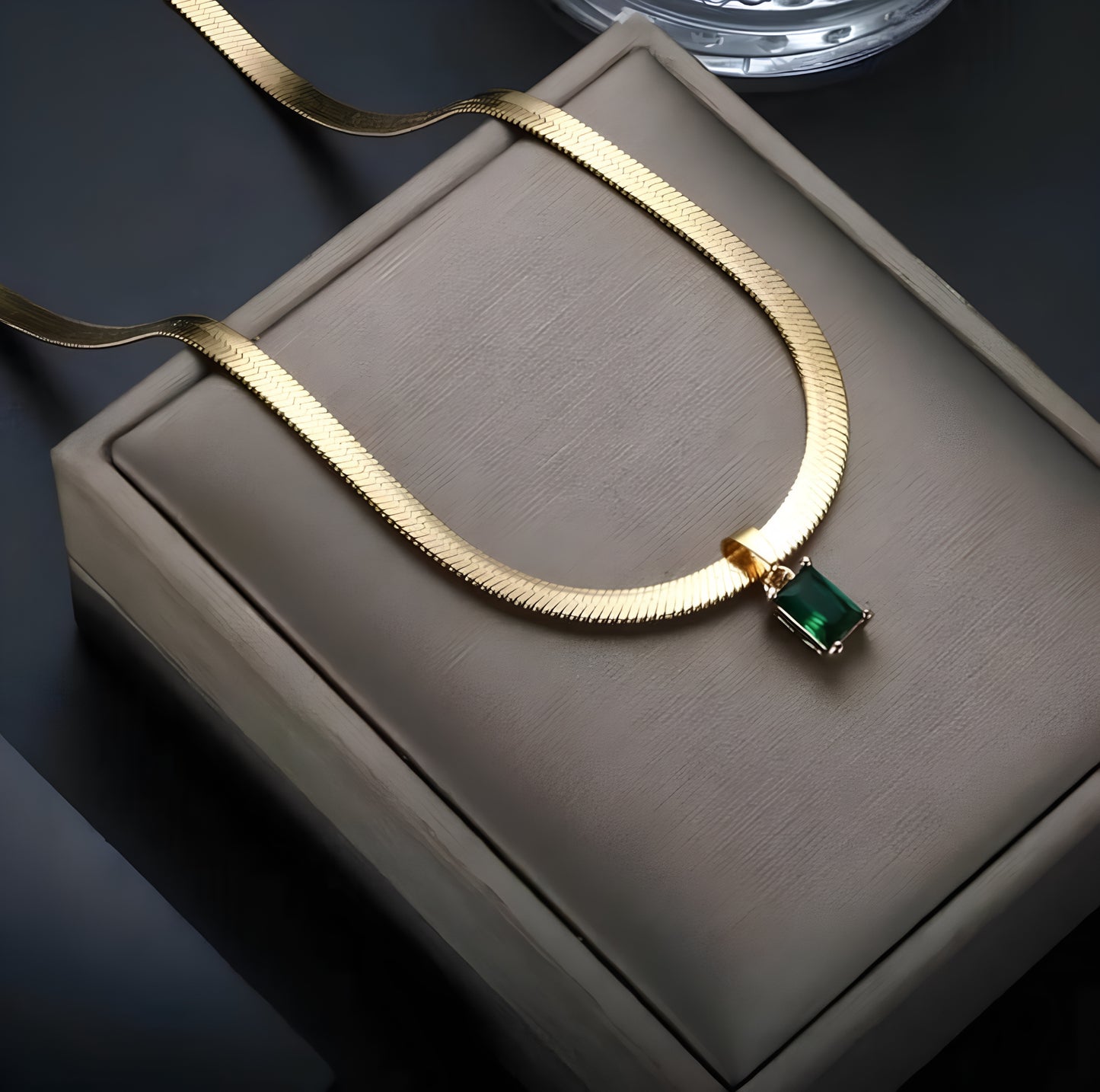 Luxurious Gold Snake Chain Necklace with Green Daimond Pendant – Stainless Steel