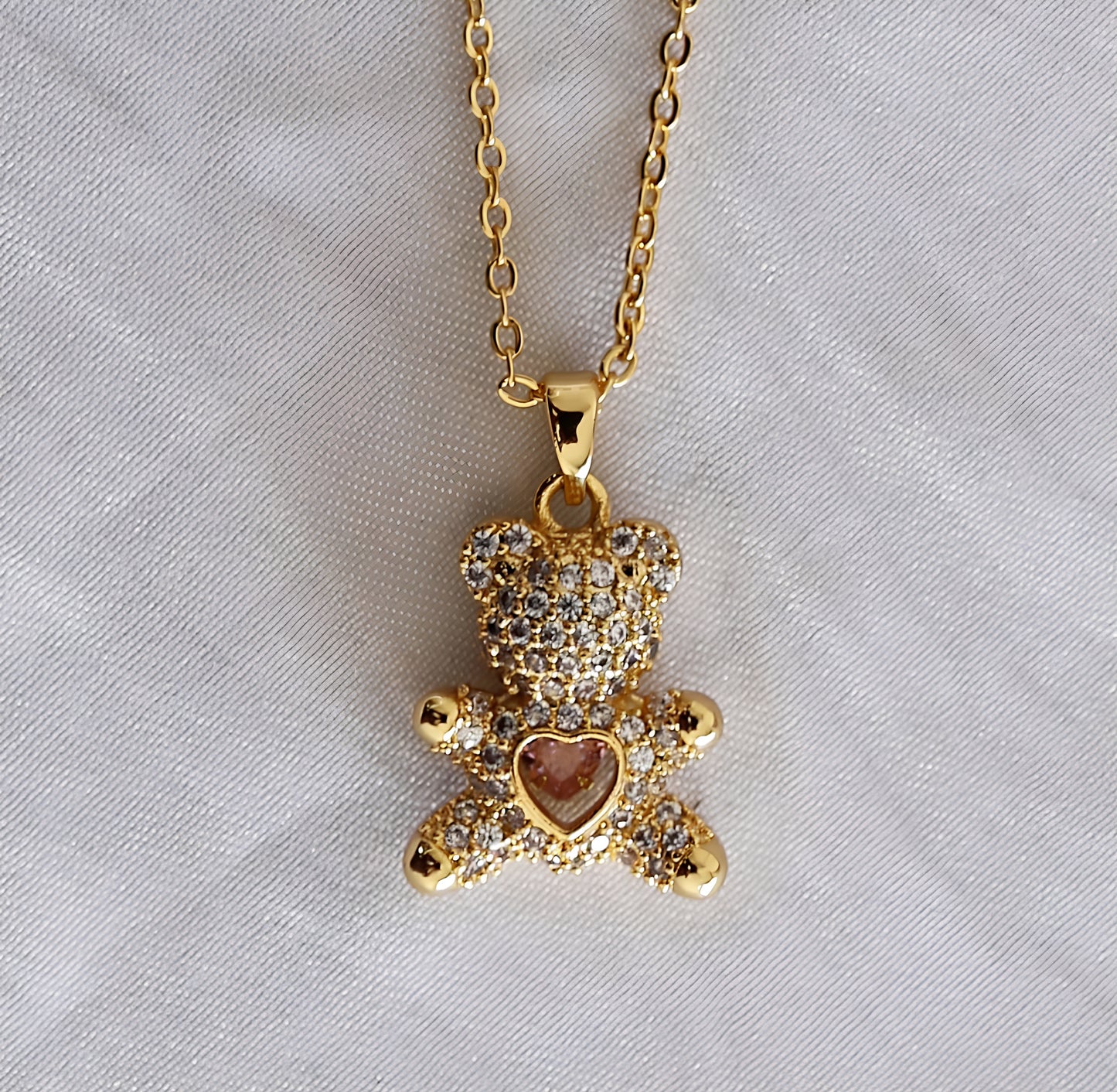 Elegant Gold Teddy Bear Pendant Necklace – Timeless & Chic Jewelry for Women